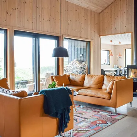 Feriehus Beautiful In With Wifi Skare (More og Romsdal)